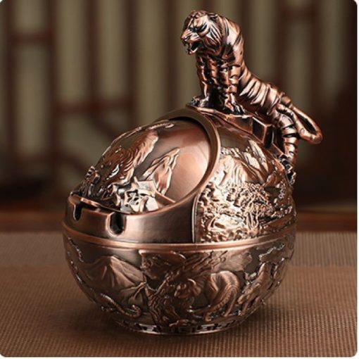 Metal retro ash tray with lid animal Globe