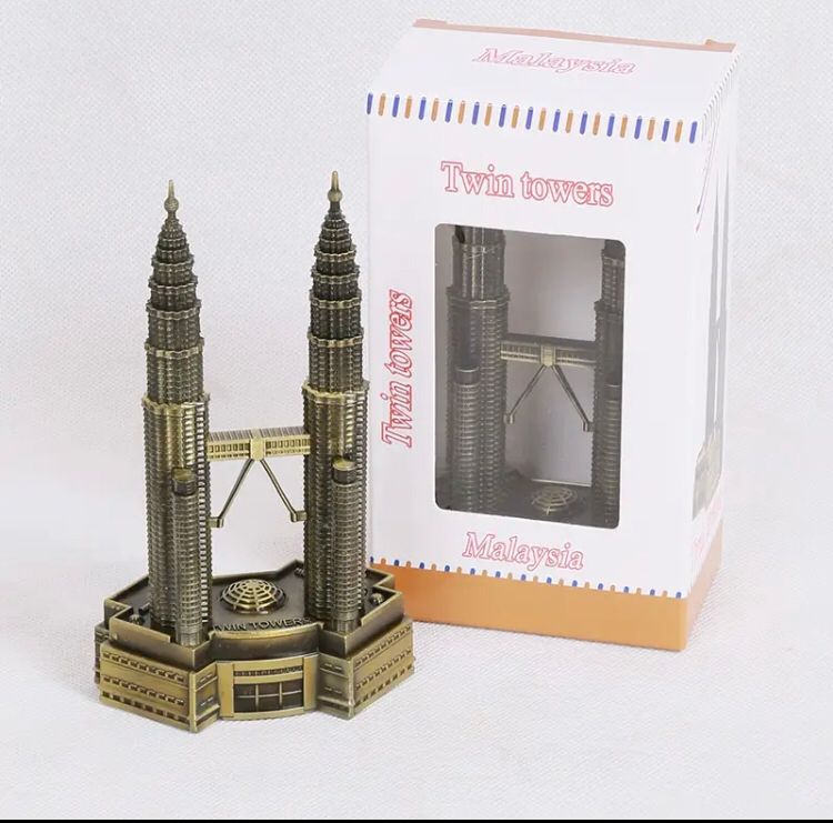 TWIN TOWER OF MALAYSIA  MODEL