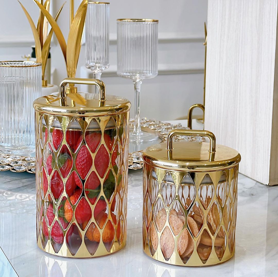 Acrylic Airtight Cookie Canister with Gold Lid
