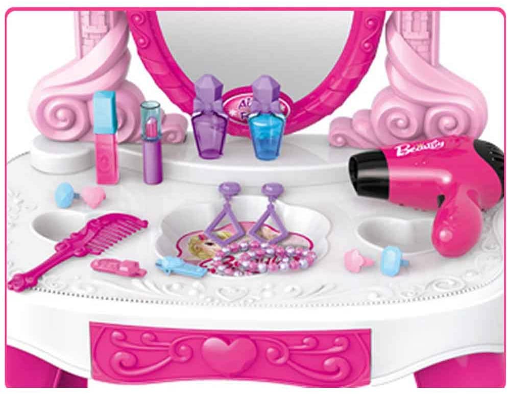 BEAUTY DRESSER play set